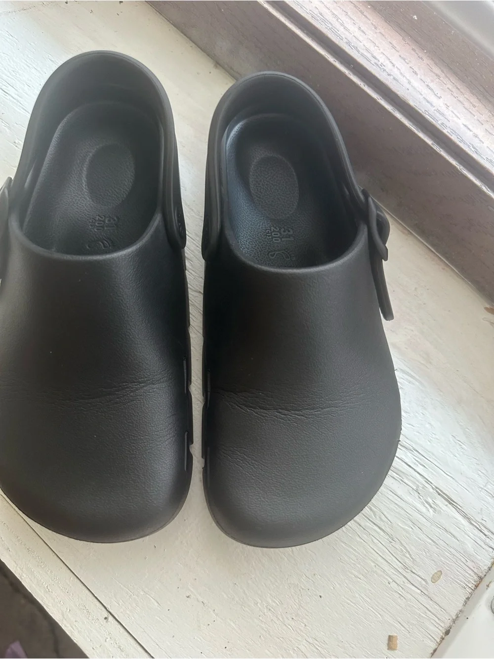 Birkenstock Kids Black Closed-Toe Clogs